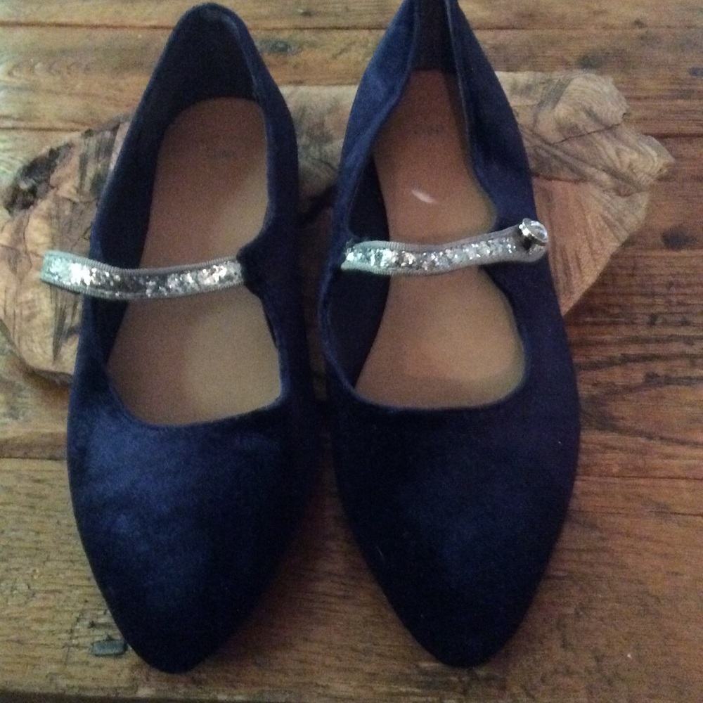 Gap blue velvet flats.